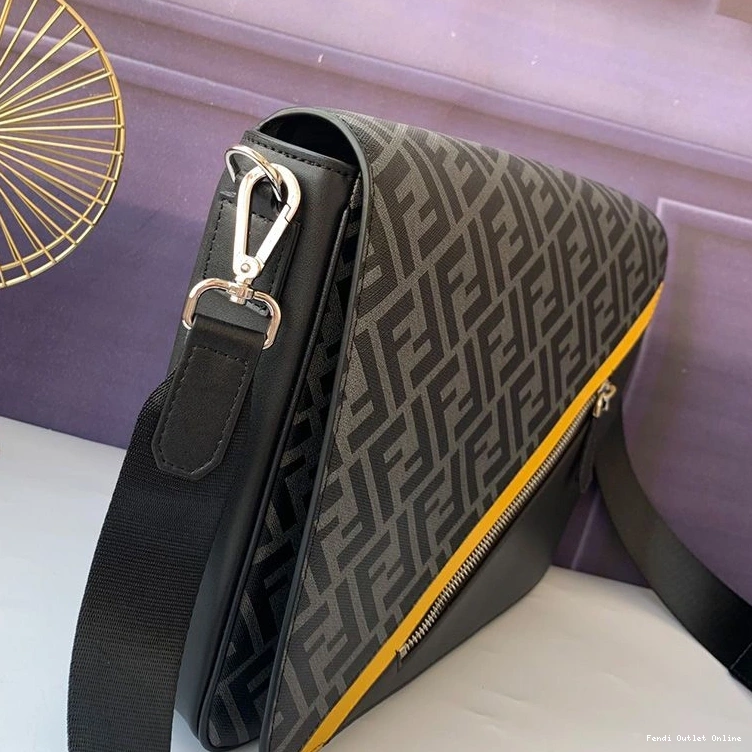 Affordable Motif Messenger FF In Large Bag Black Fabric Fendi 0801